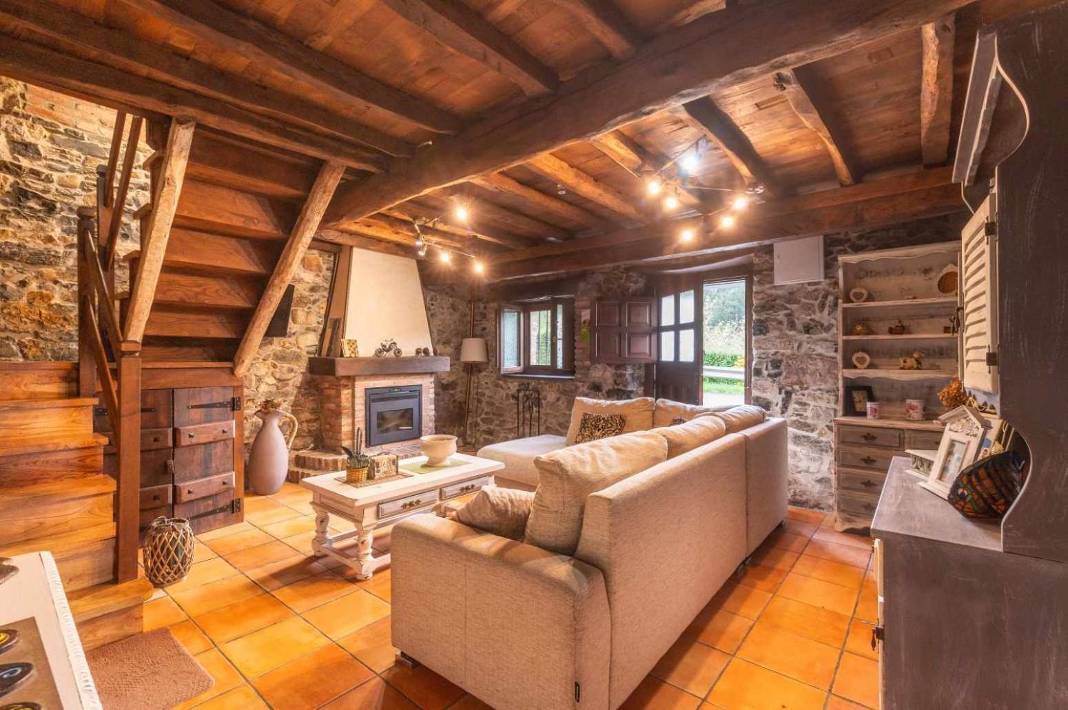 Casa Pumarin Holiday home *